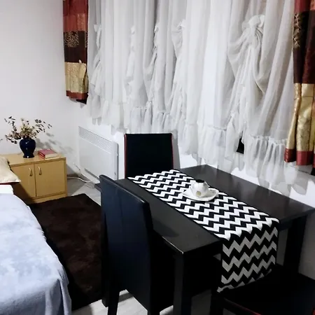 Historic Charm And Modern Comfort * Sarajewo